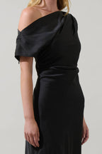 Rizzo Satin Off The Shoulder Midi Dress: Black
