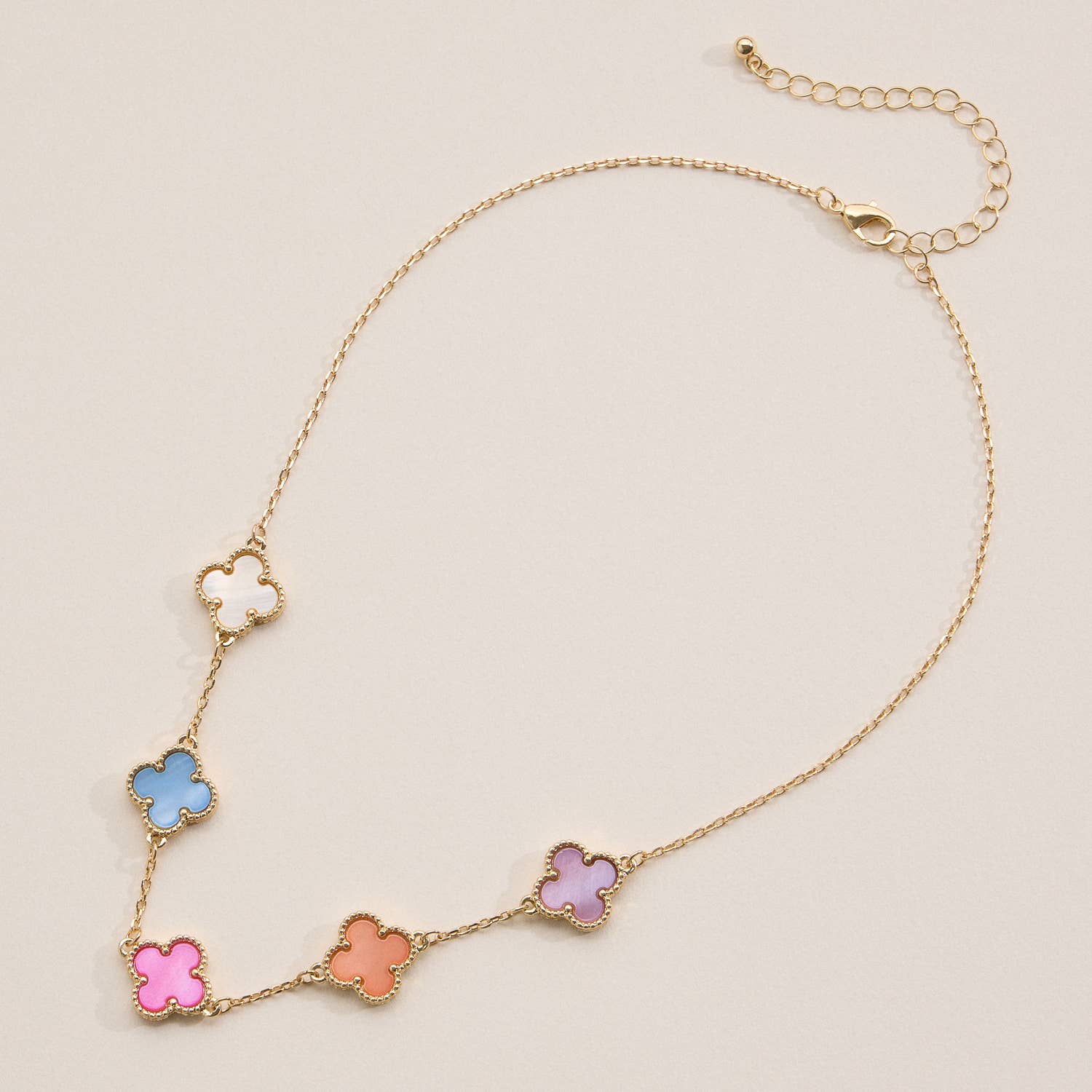 Gold Chain Necklace with Shell Inlay Charms: Pink / One / 4SN11001
