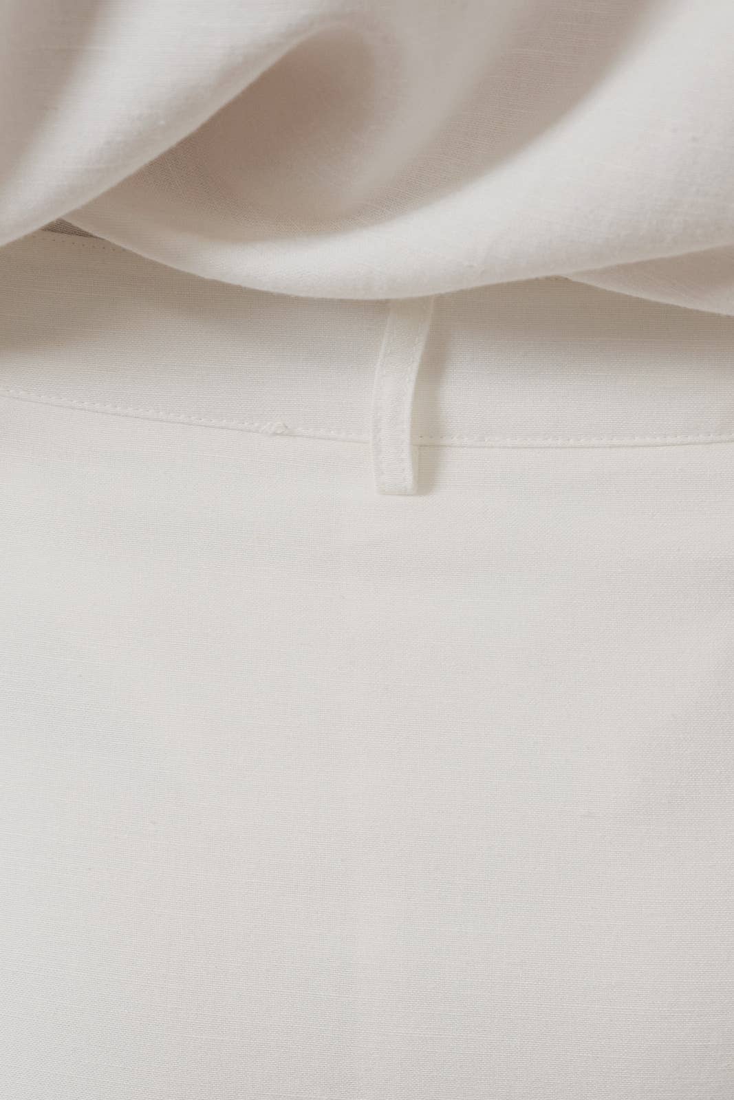 White BELT LOOP RETAIL LINEN SKORT