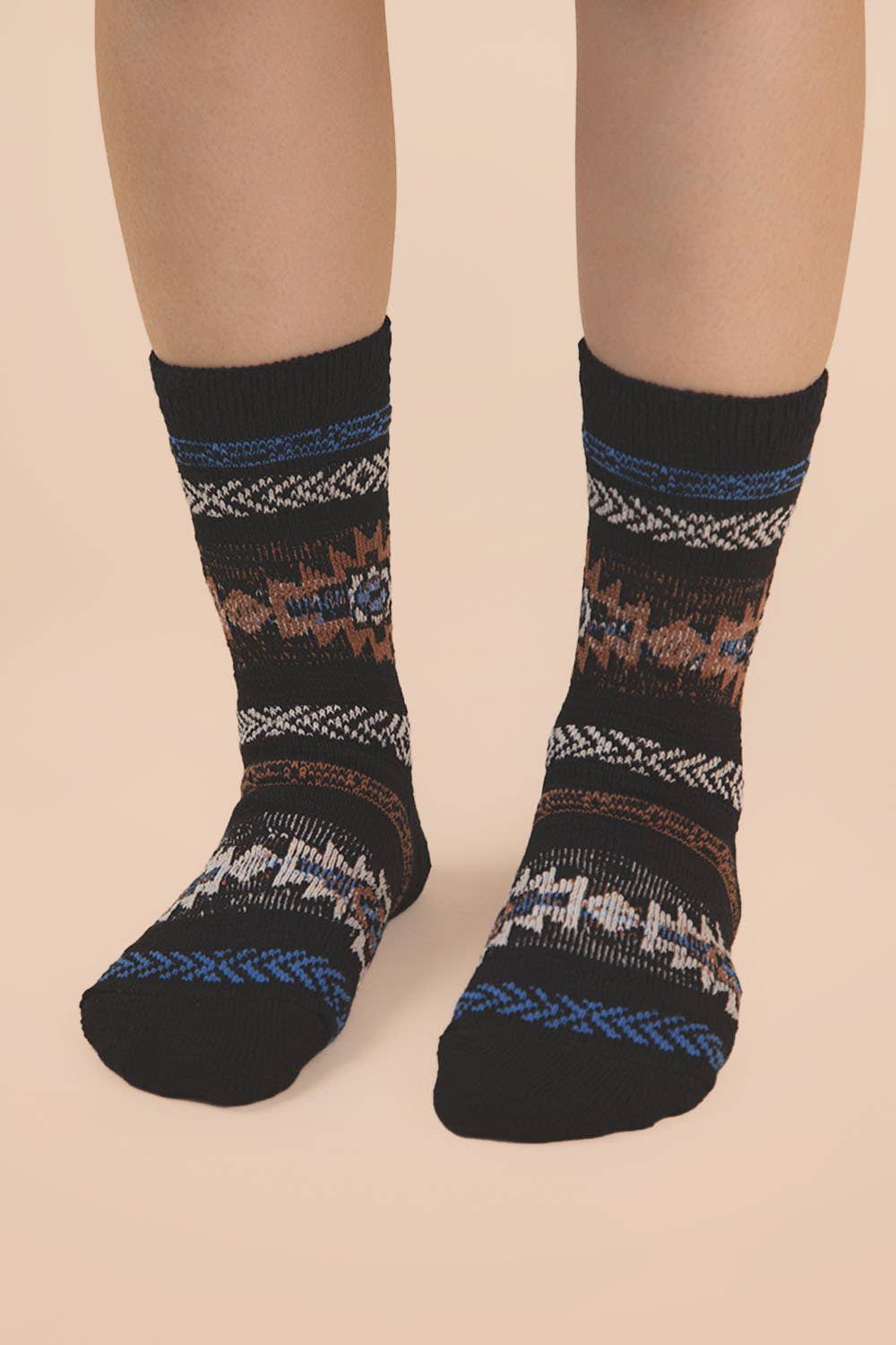 Aztec Graphic Cozy Crew Socks: HEATHER GREY