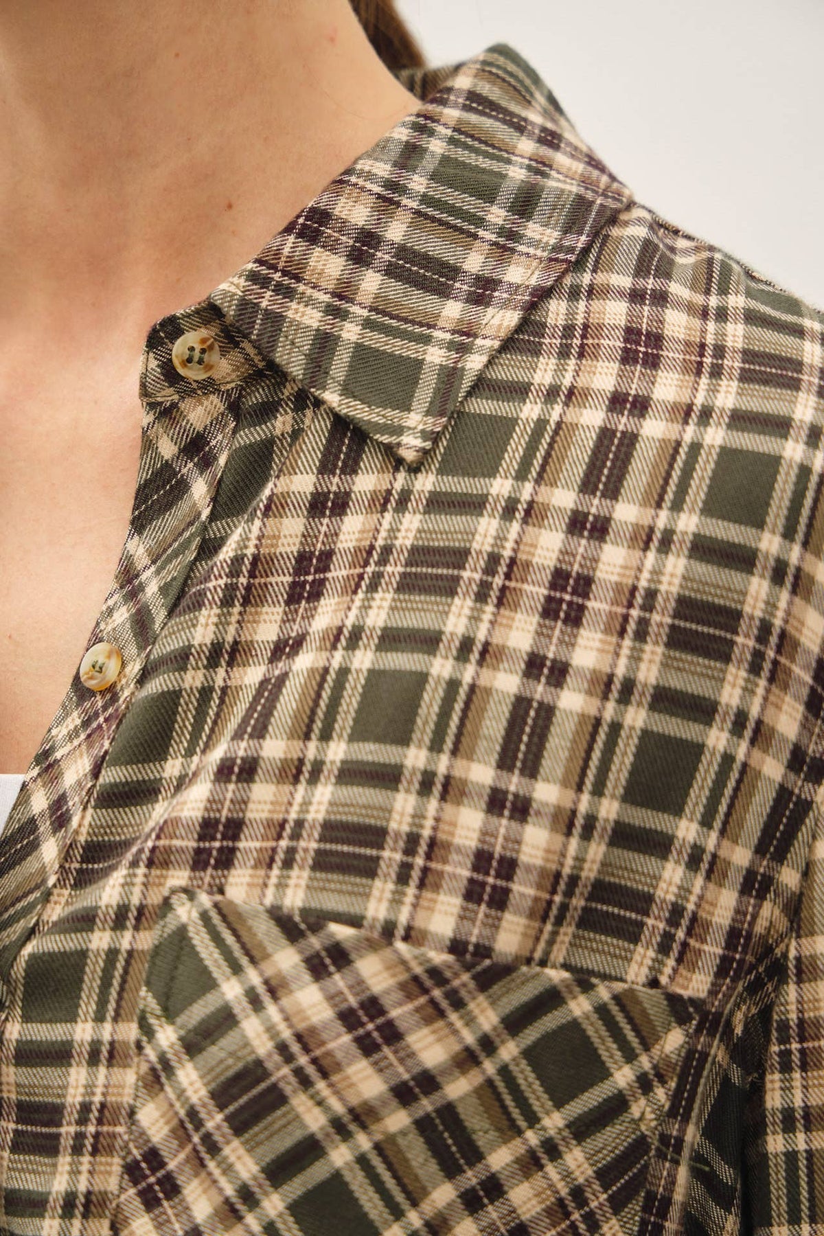 WINTER FOREST FLANNEL WANDER PLAID BUTTON DOWN SHIRT