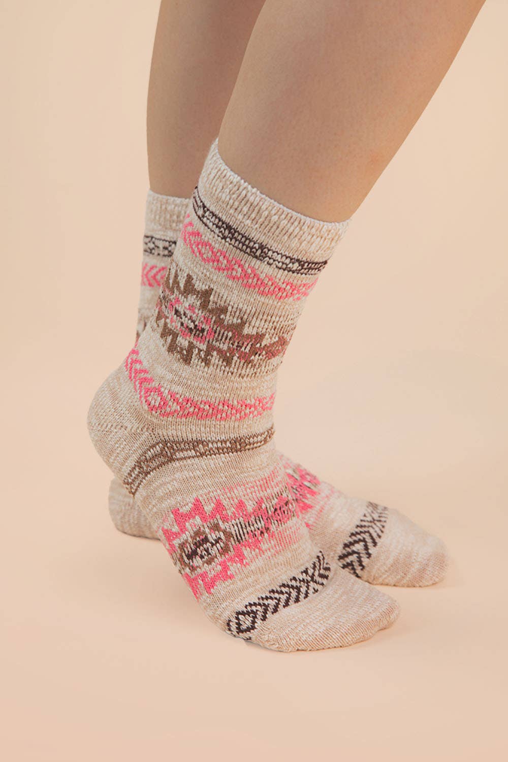 Aztec Graphic Cozy Crew Socks: HEATHER GREY