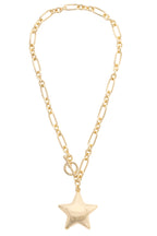 Bessie Puffy Star Toggle Necklace in Shiny Gold