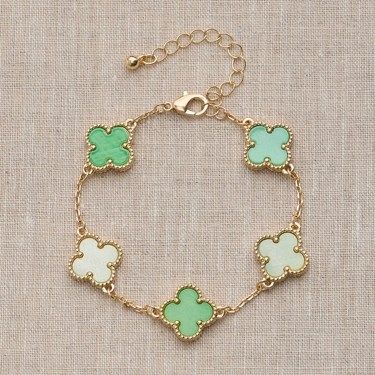 Colorful Shell Charm Bracelet with Gold Detailing: Black / One / 5SB21068