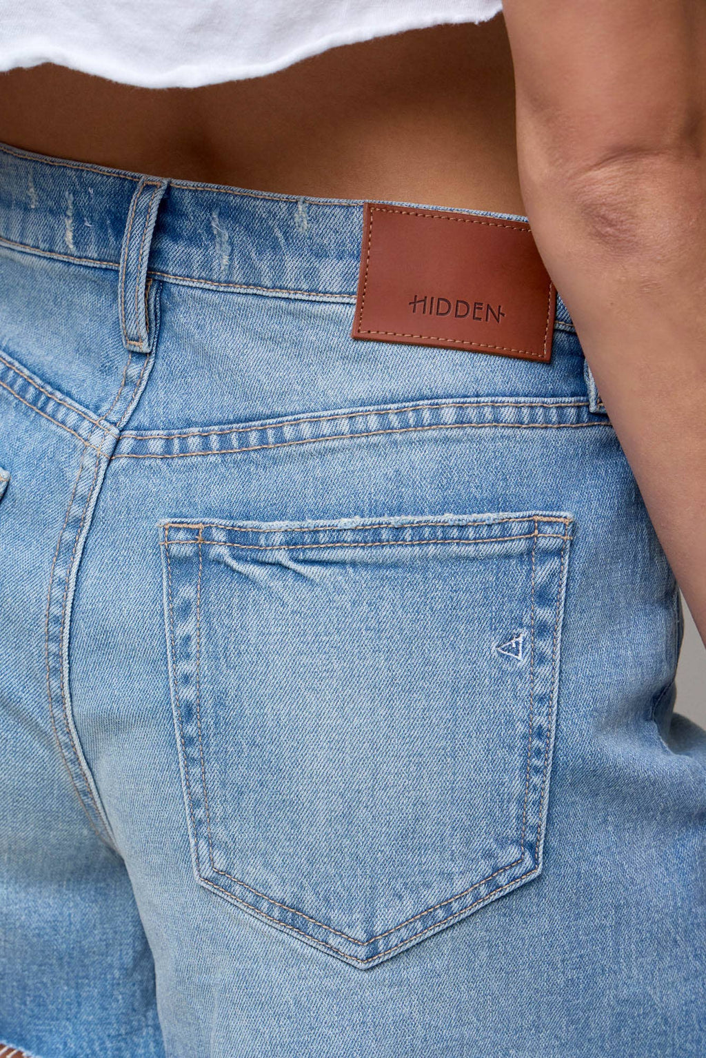 HIDDEN TIE WAIST A LINE SHORTS