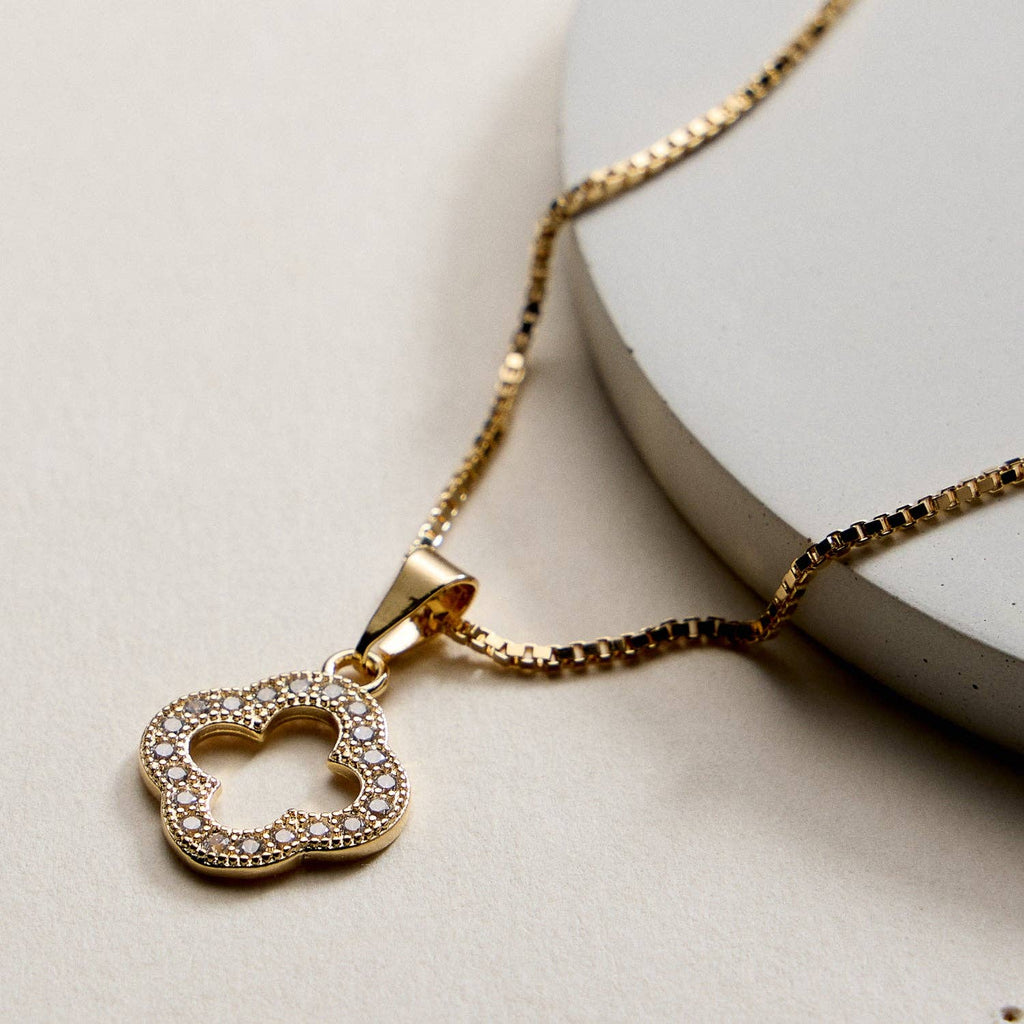 Gold Filled Four-Leaf Clover Pendant Necklace: GD / ONE
