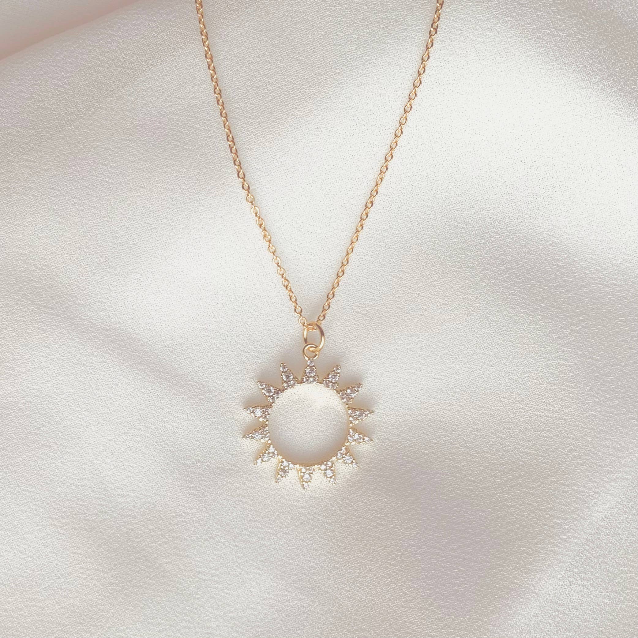 SUNBURST NECKLACE | gold | sparkly sun pendant necklace : 18" Chain