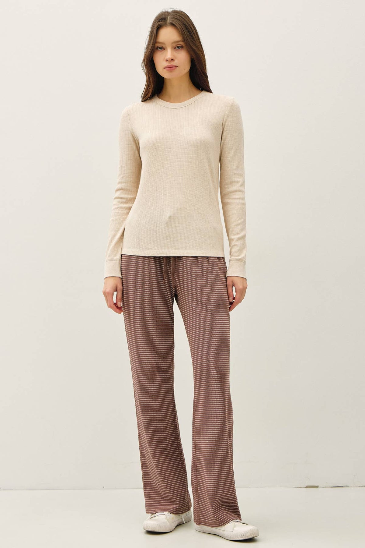 STITCHED THERMAL CREW NECK TOP: OATMEAL