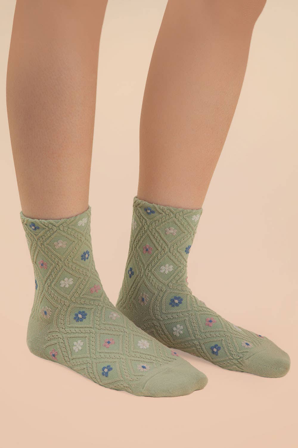 Floral Printed Textures Crew Socks: CREAM