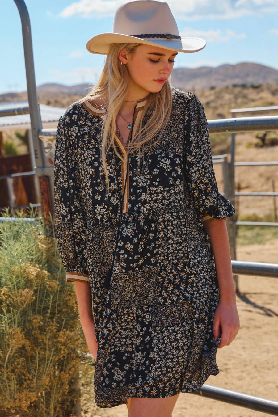 Plus Ditsy Floral Printed Dress: Black Multi