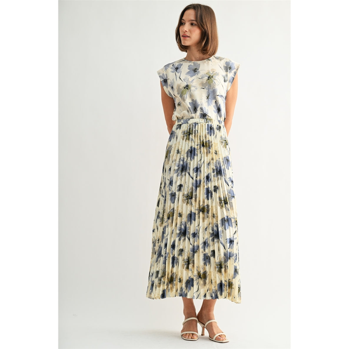 IVORY/BLUE Floral Satin Dolman Blouse and Skirt Set