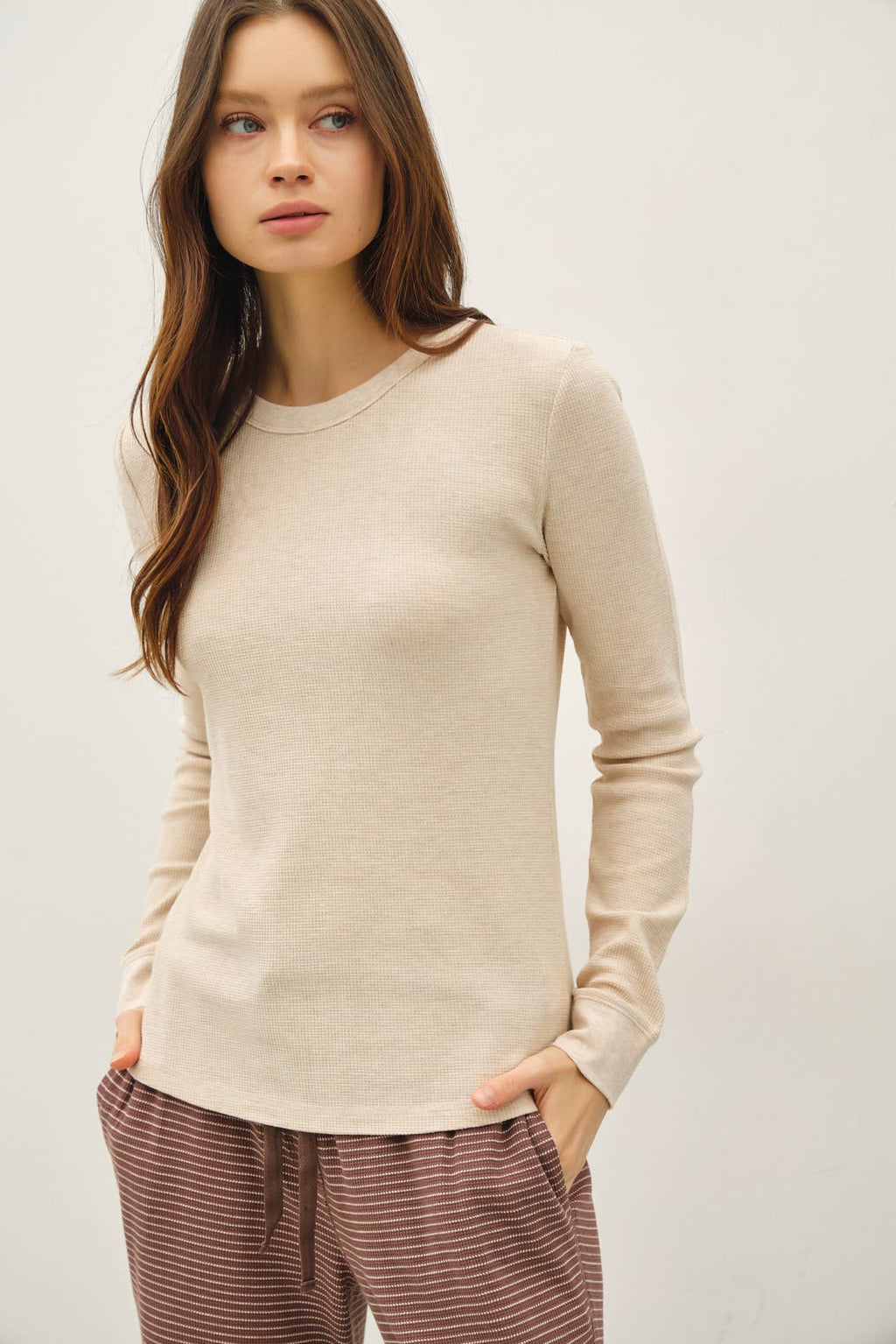 STITCHED THERMAL CREW NECK TOP: OATMEAL