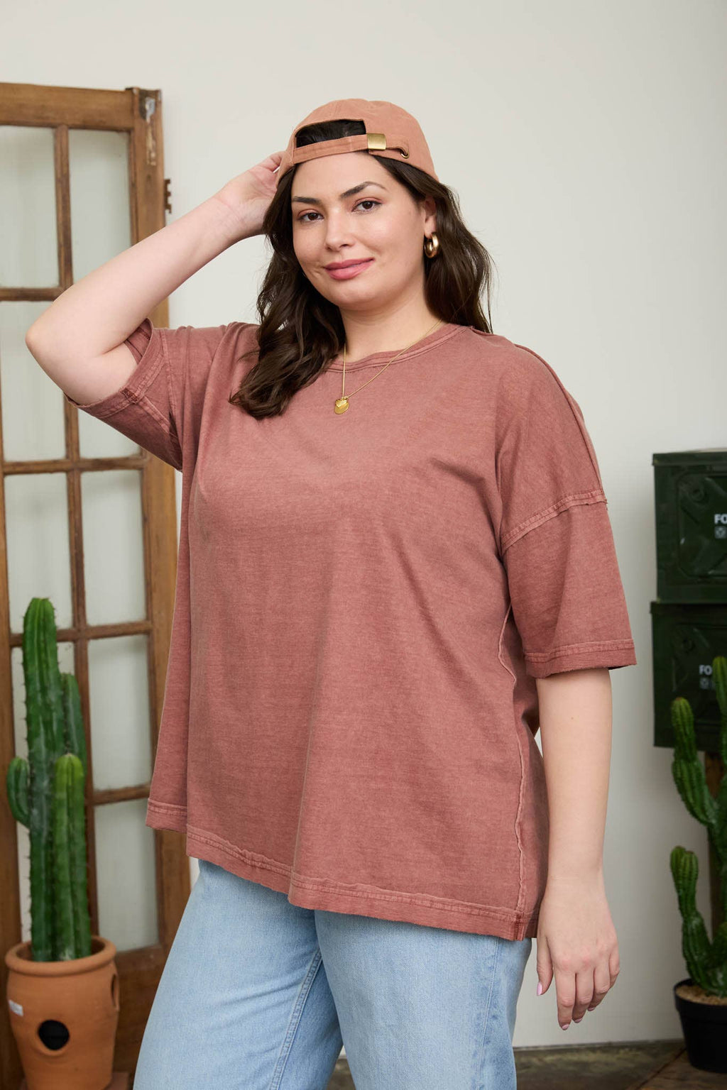 PLUS WASHED EXPOSED SEAM RELAXED KNIT T-SHIRT: TERRACOTTA