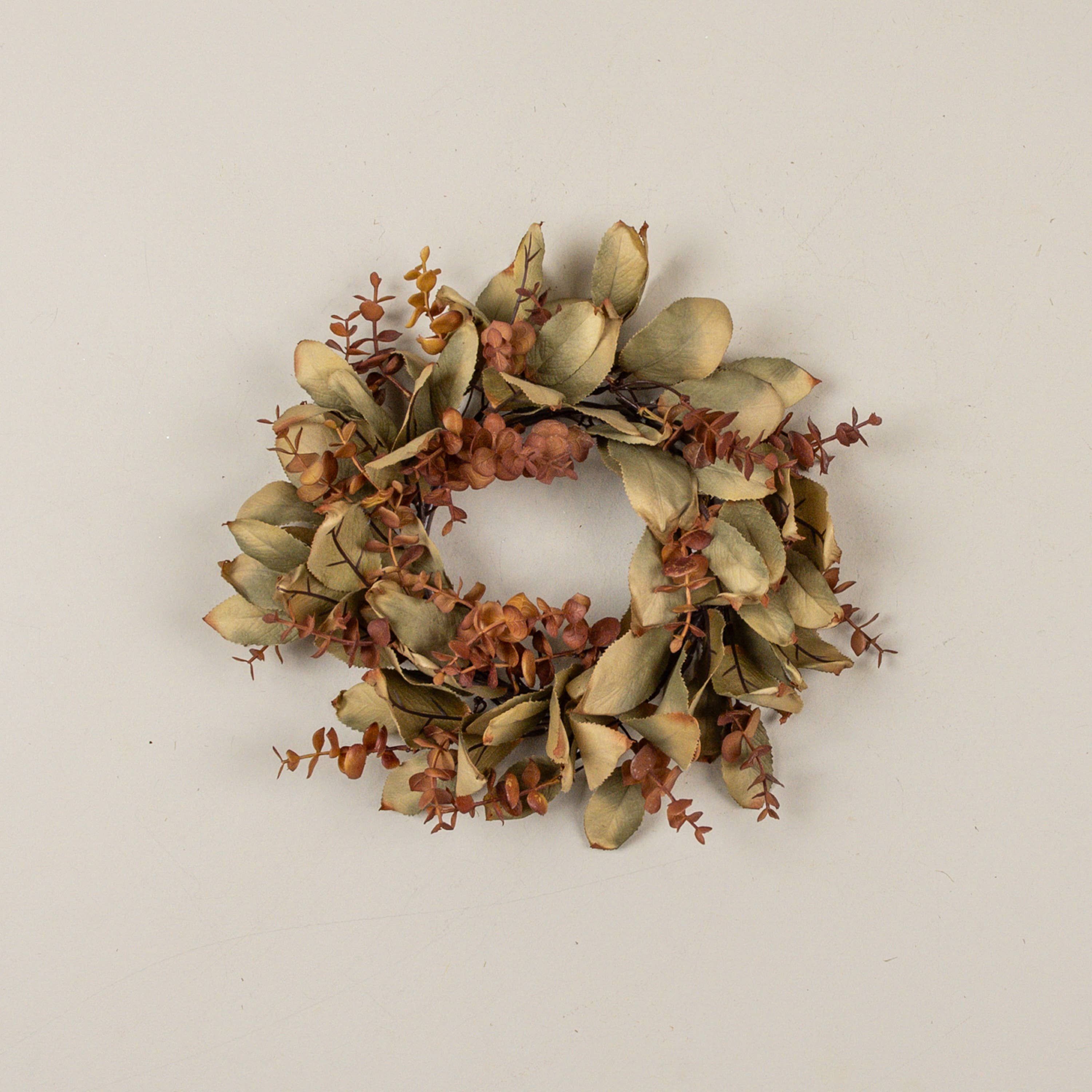12" EUCALYPTUS & LAUREL CANDLE RING