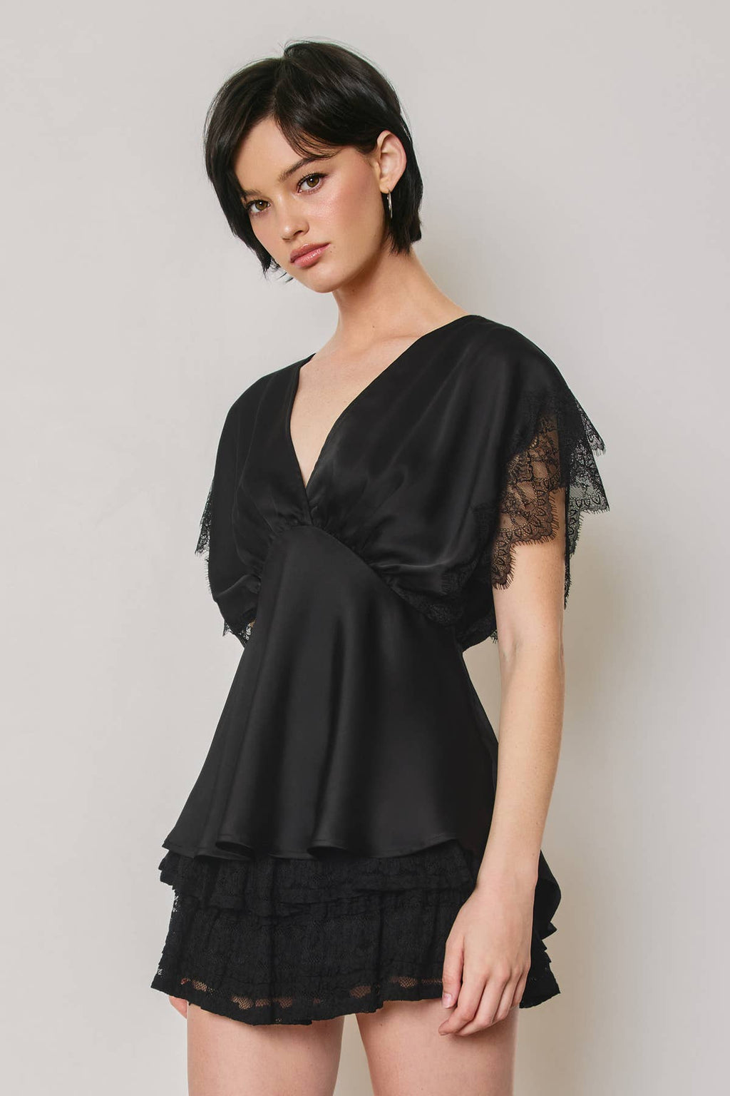 Satin Lace V Neck Blouson Top: BLACK