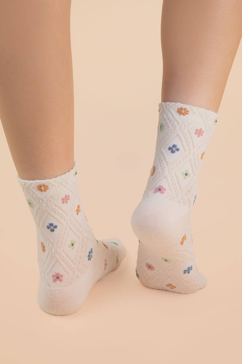 Floral Printed Textures Crew Socks: CREAM