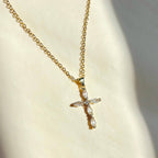 STATEMENT CRYSTAL CROSS NECKLACE | diamond cross necklace