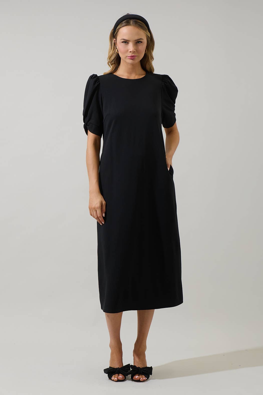 Thora Puff Sleeve Midi Dress: Black