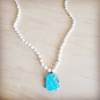 Long White Turquoise Beaded Necklace w/ Turquoise Pendant 263d