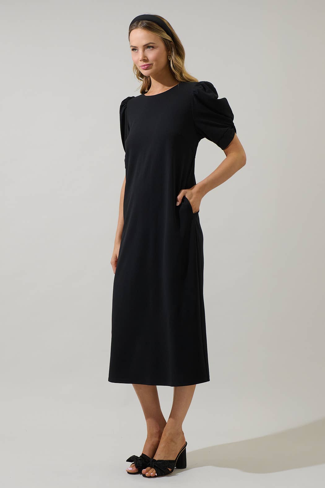 Thora Puff Sleeve Midi Dress: Black