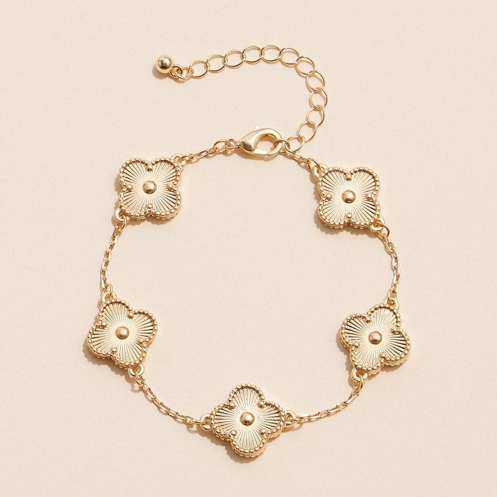 Colorful Shell Charm Bracelet with Gold Detailing: White Gold / One / 5SB21068