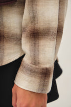 BROWN FLANNEL PLAID BUTTON UP SHIRT