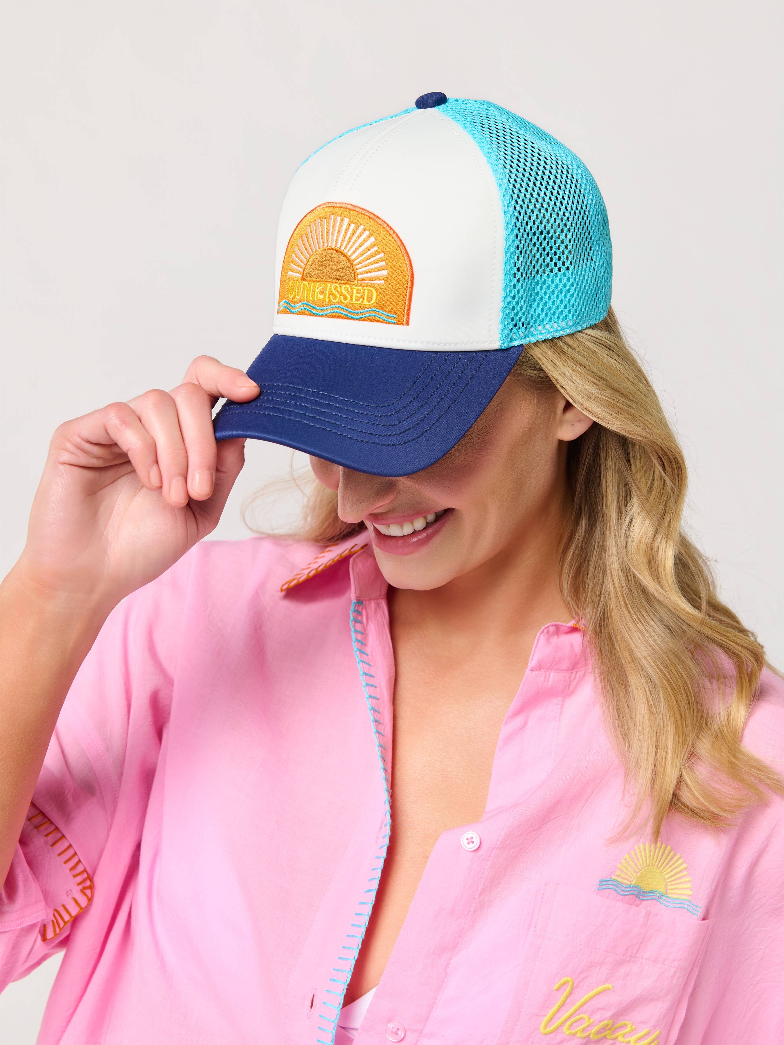 SUNRISE TRUCKER HAT,MULTI
