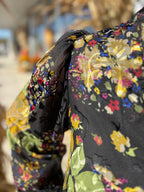 BLACK PUFF SLEEVE FLORAL TOP