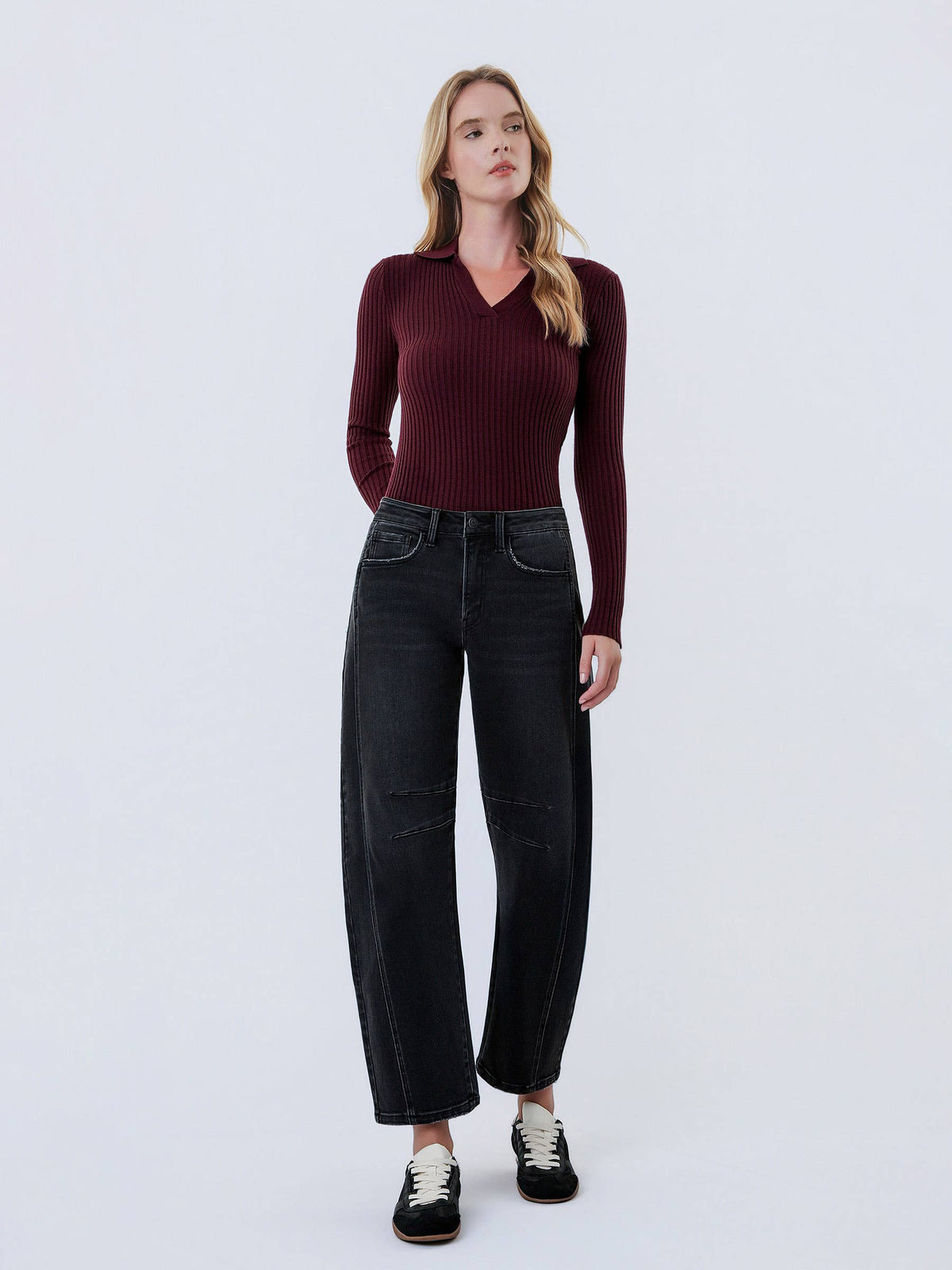 BLACKHIGH RISE BLACK ANKLE BARREL LEG JEANS RELIEF