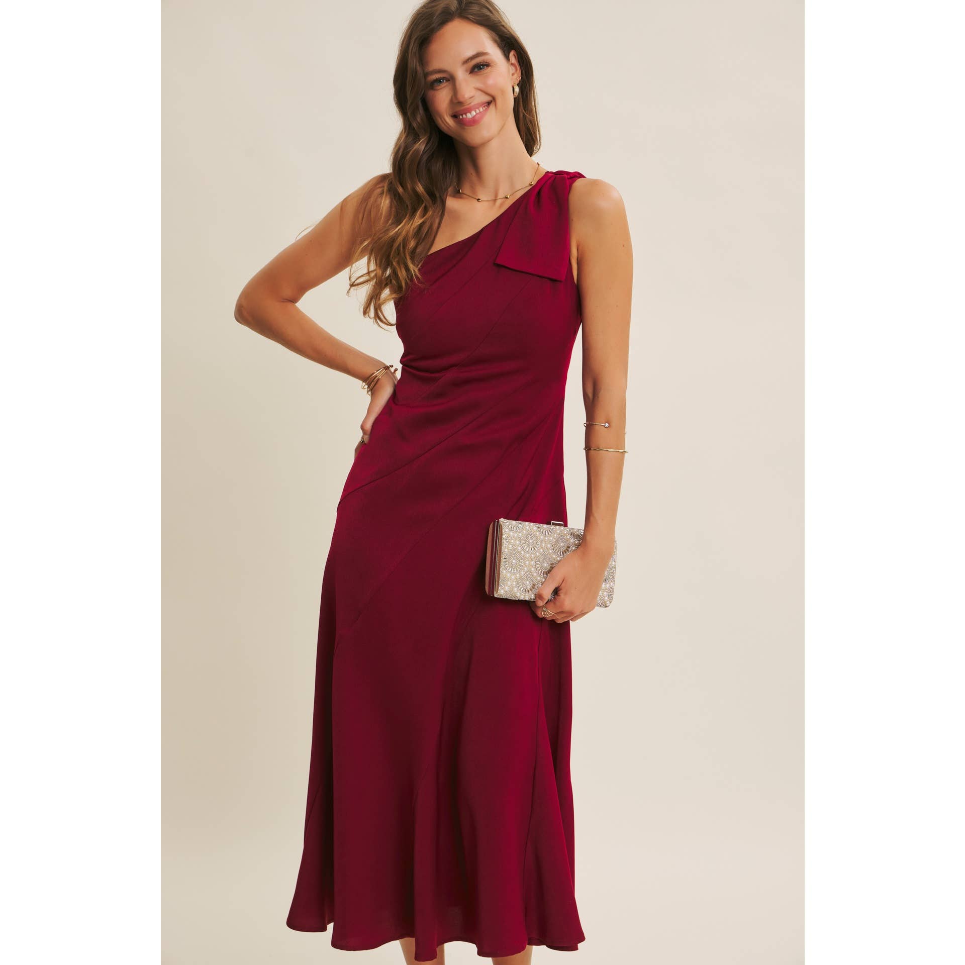 BURGUNDY HOLIDAY GLAM ONE-SHOULDER MIDI DRESS WITH SLANTED SEAMWORK