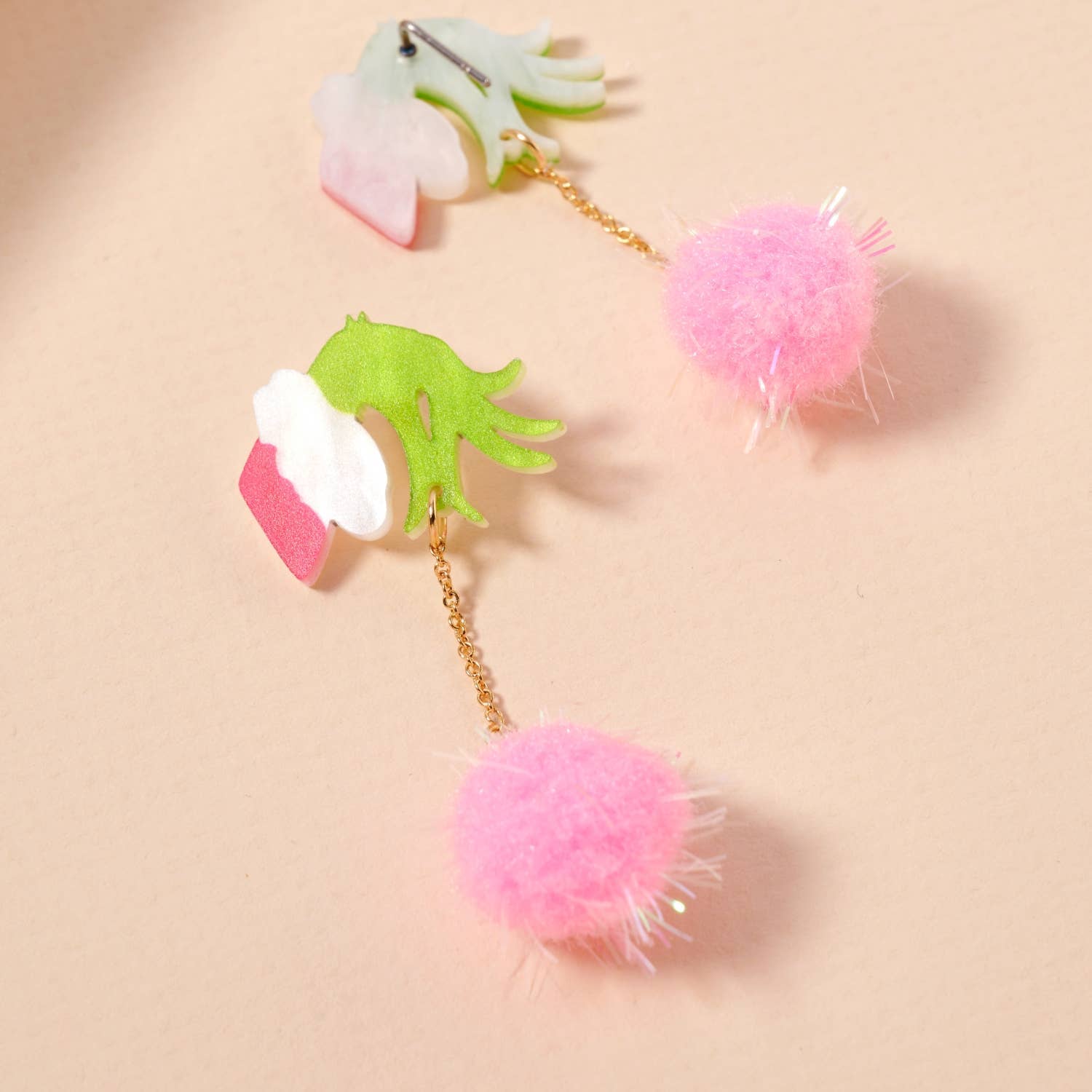 Christmas Green Monster Hand & Pom-Pom Dangling Earrings: Pink / One / 4SE31114