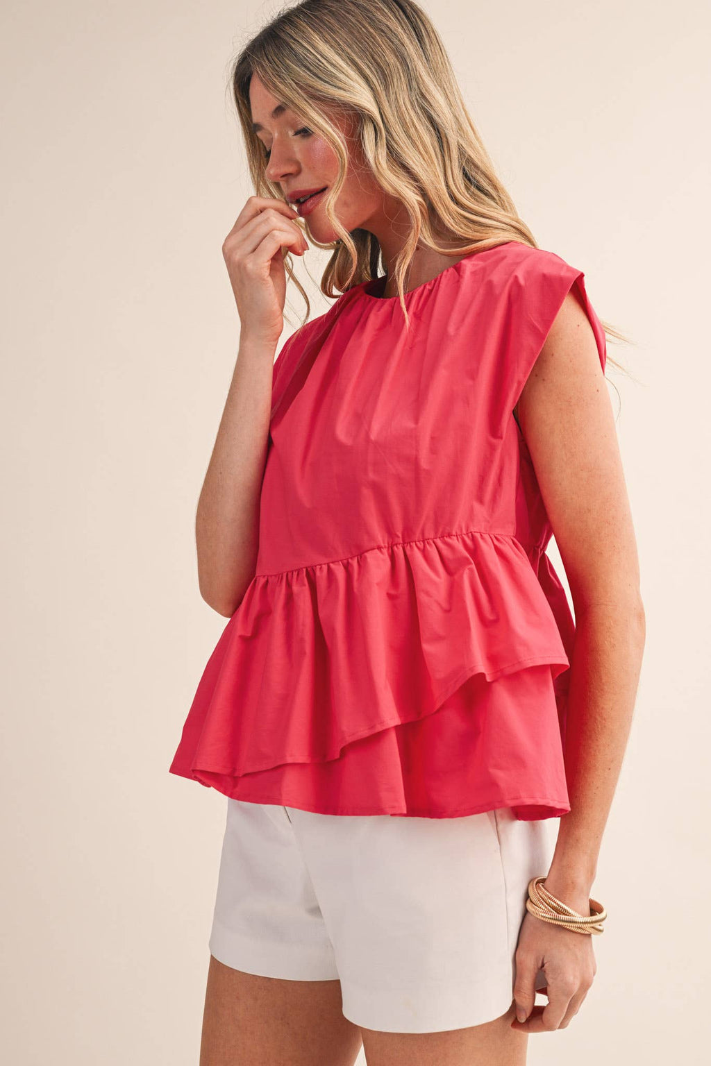 TEABERRY RUFFLED PEPLUM HEM TOP