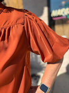 CARAMEL PUFF SLEEVE TOP