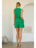 Kelly Green Tailored Button-Down Sleeveless Form-Fitting Vest