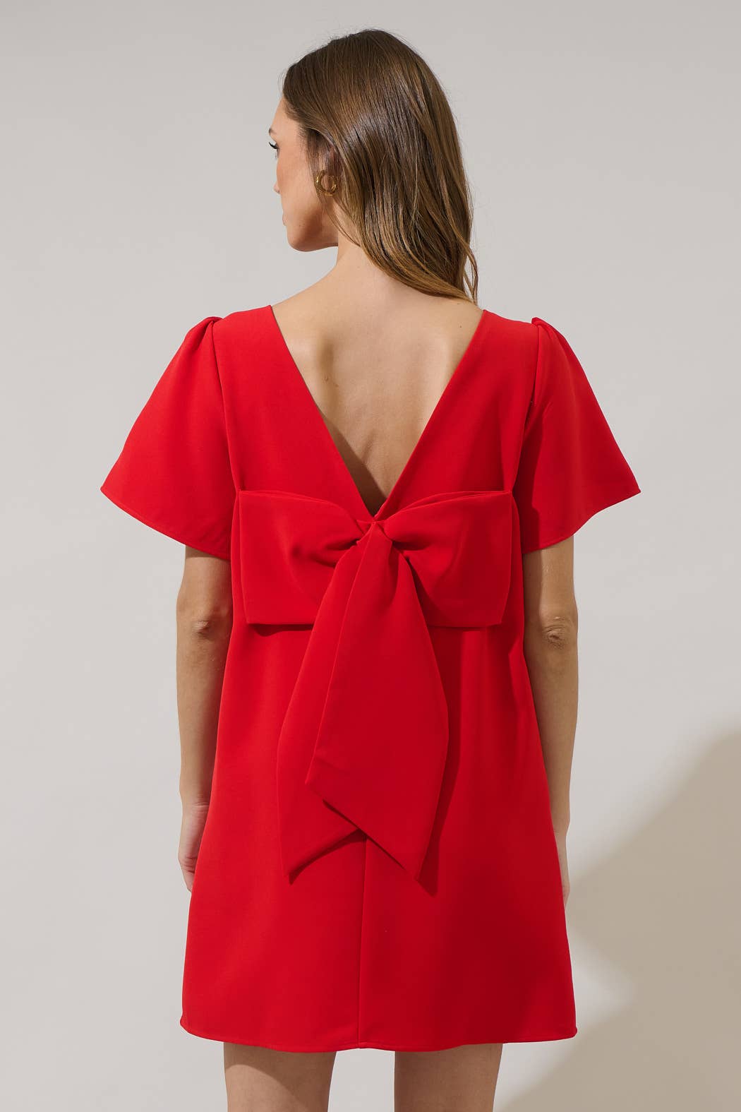 Urania Bow Shift Mini Dress: Red