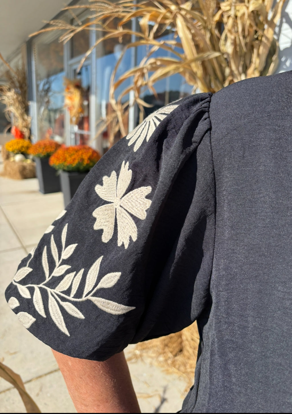 Solid Airflow Peplum Blouse : Black