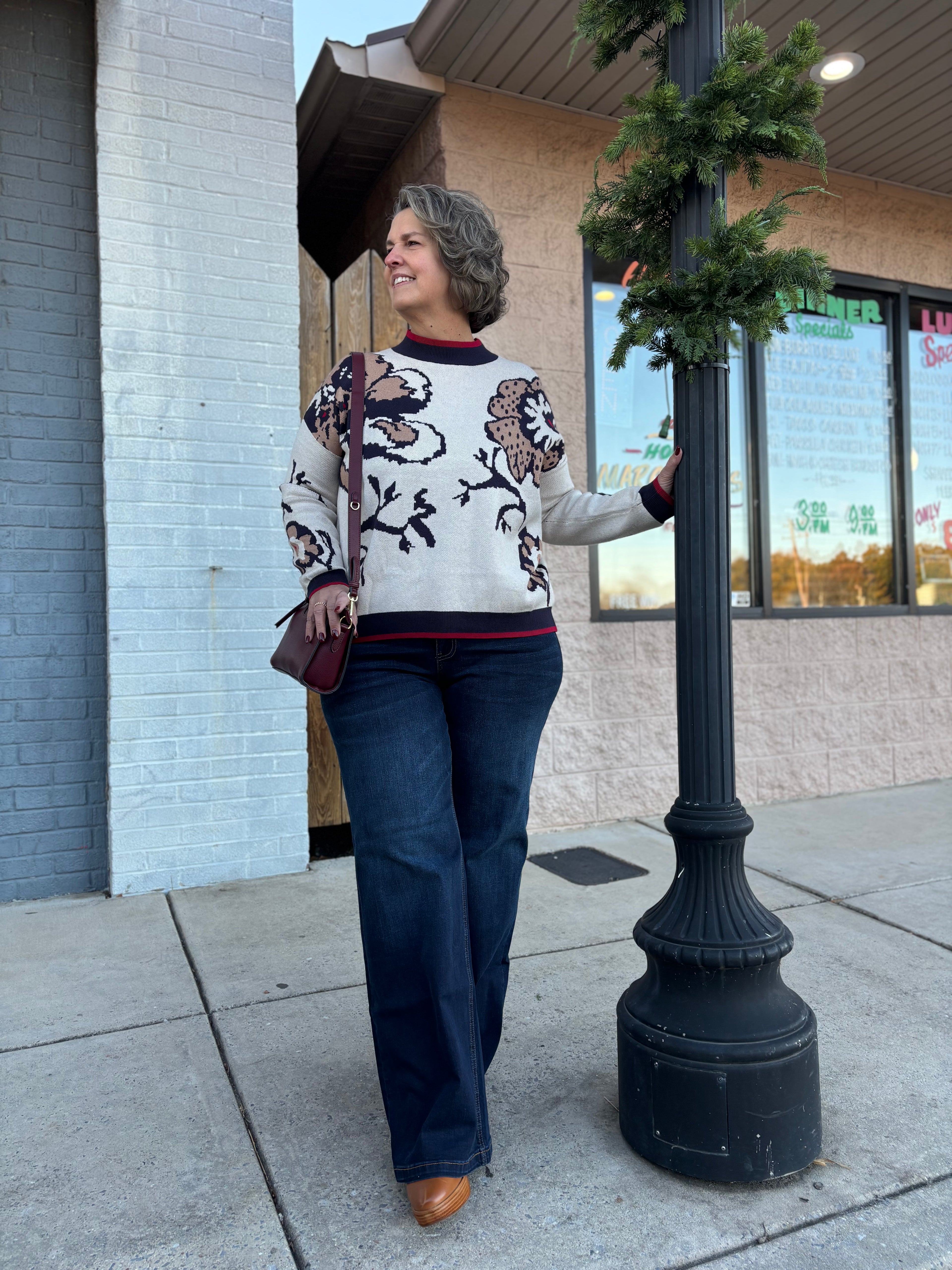 OATMEAL FLORAL SWEATER
