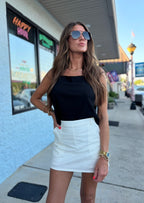 White BELT LOOP RETAIL LINEN SKORT