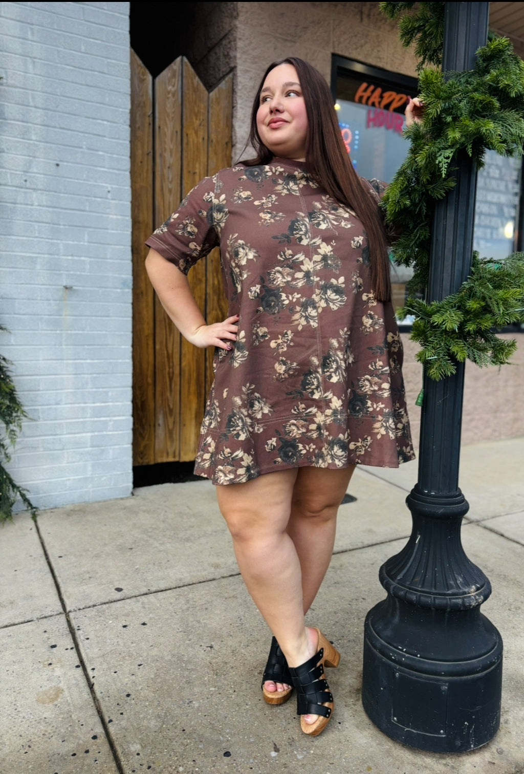 BROWN FLORAL DRESS