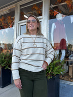 OLIVE CAMEL IVORY CREW NECK SWEATER