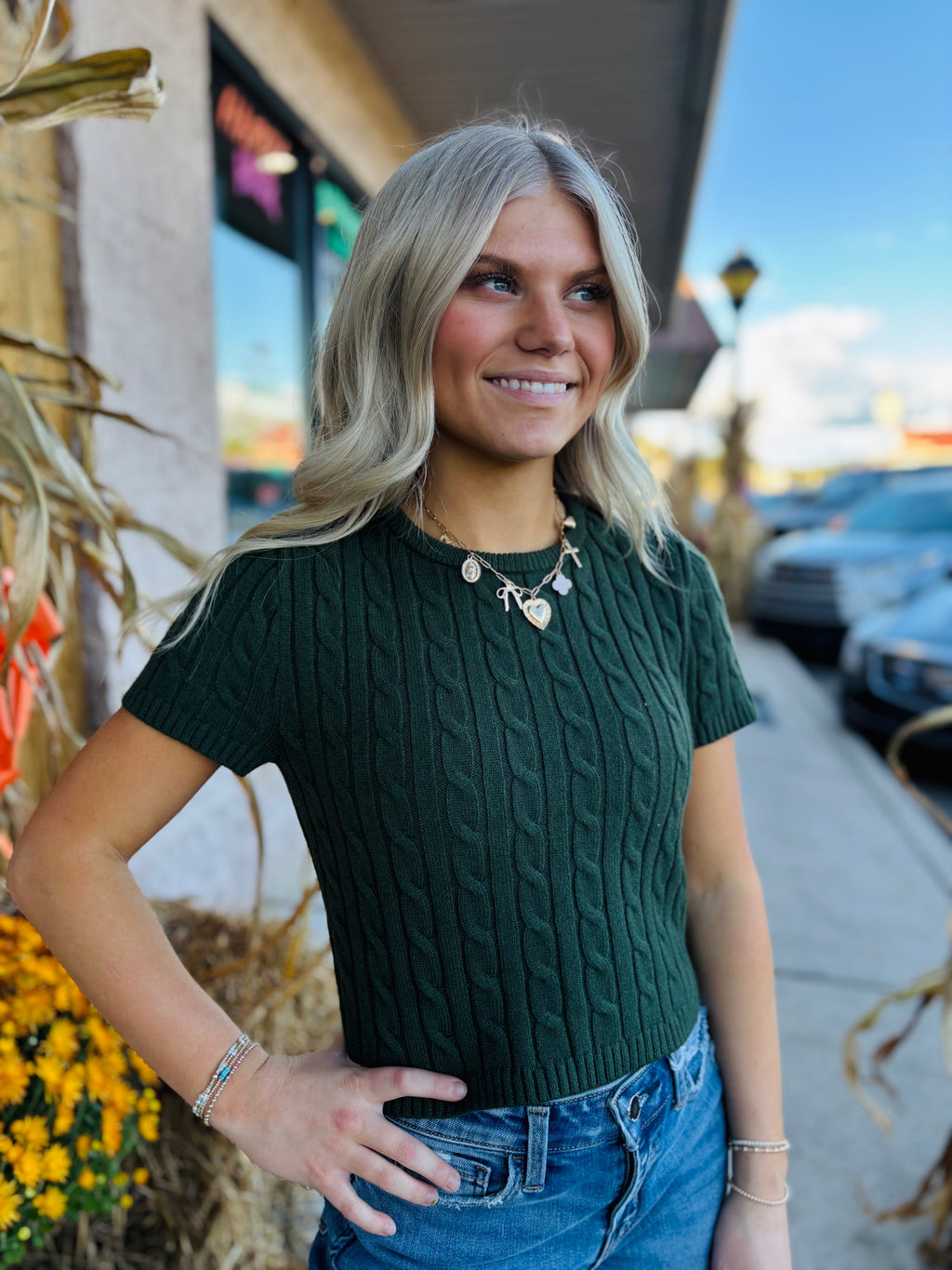 SHORT SLEEVE CABLE SWEATER TOP: DK GREEN / XS