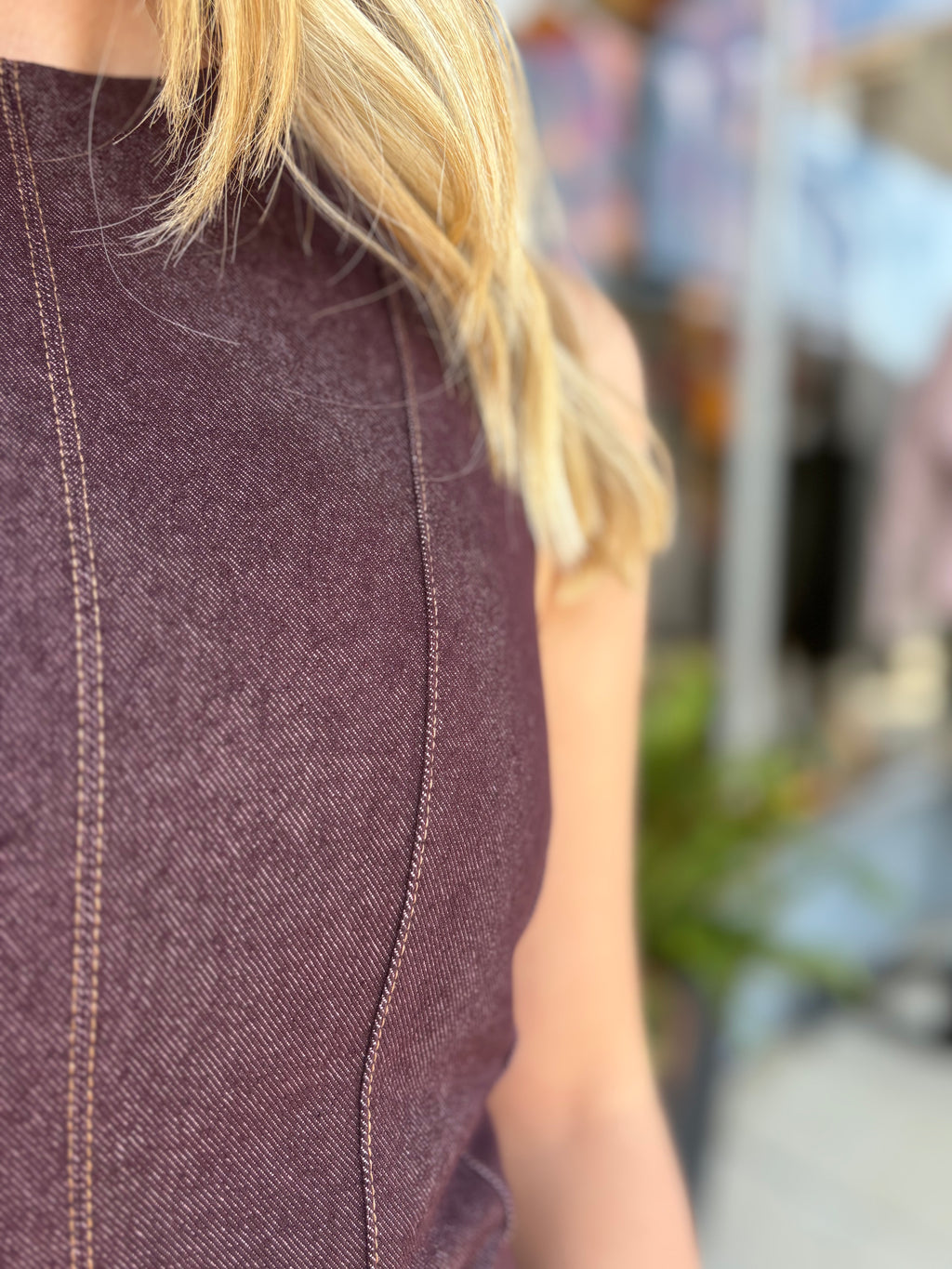 BURGUNDY SLEEVELESS A-LINE MIDI DRESS