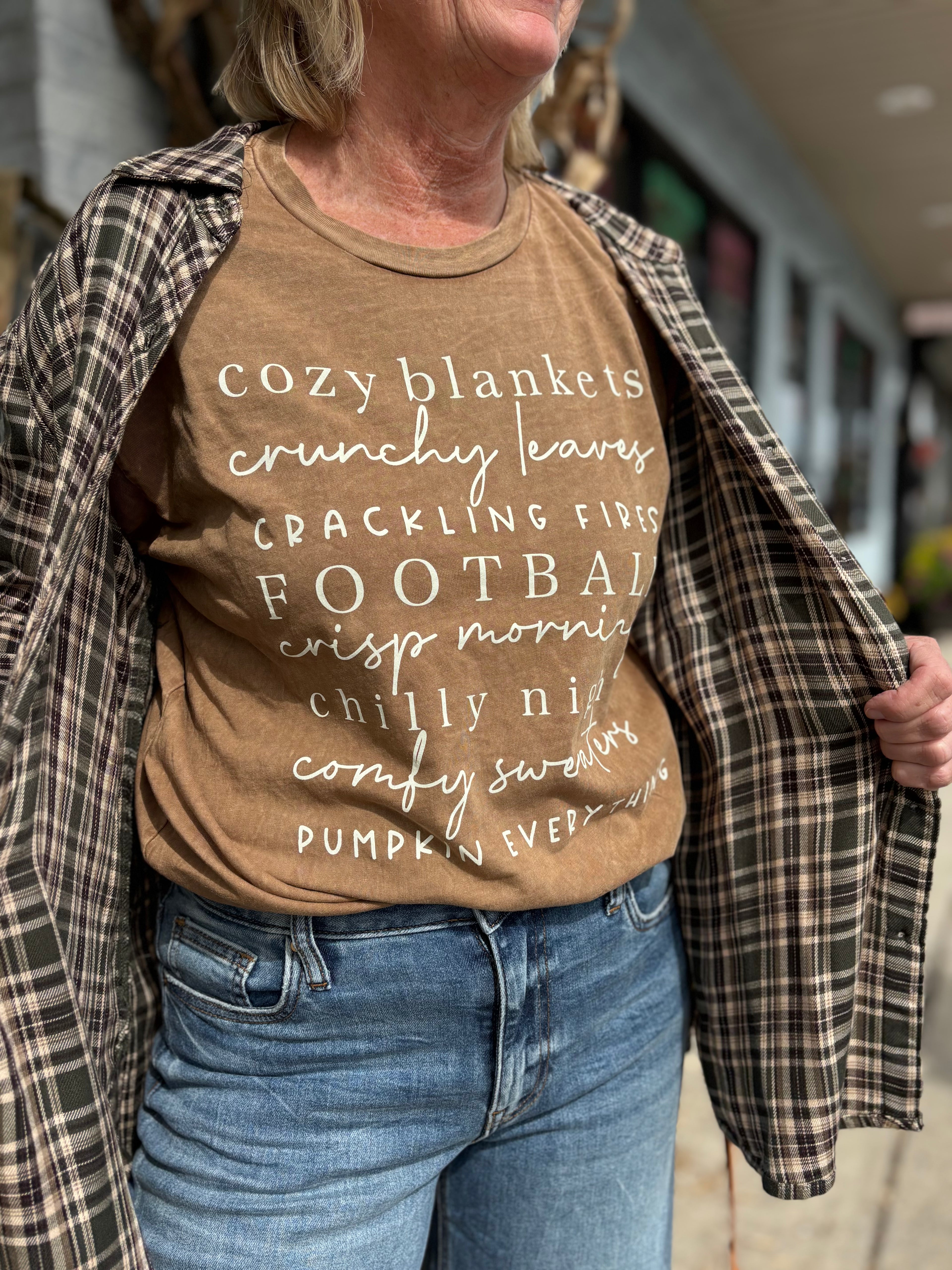 TOAST COZY BLANKETS Mineral Washed Long Sleeve Graphic