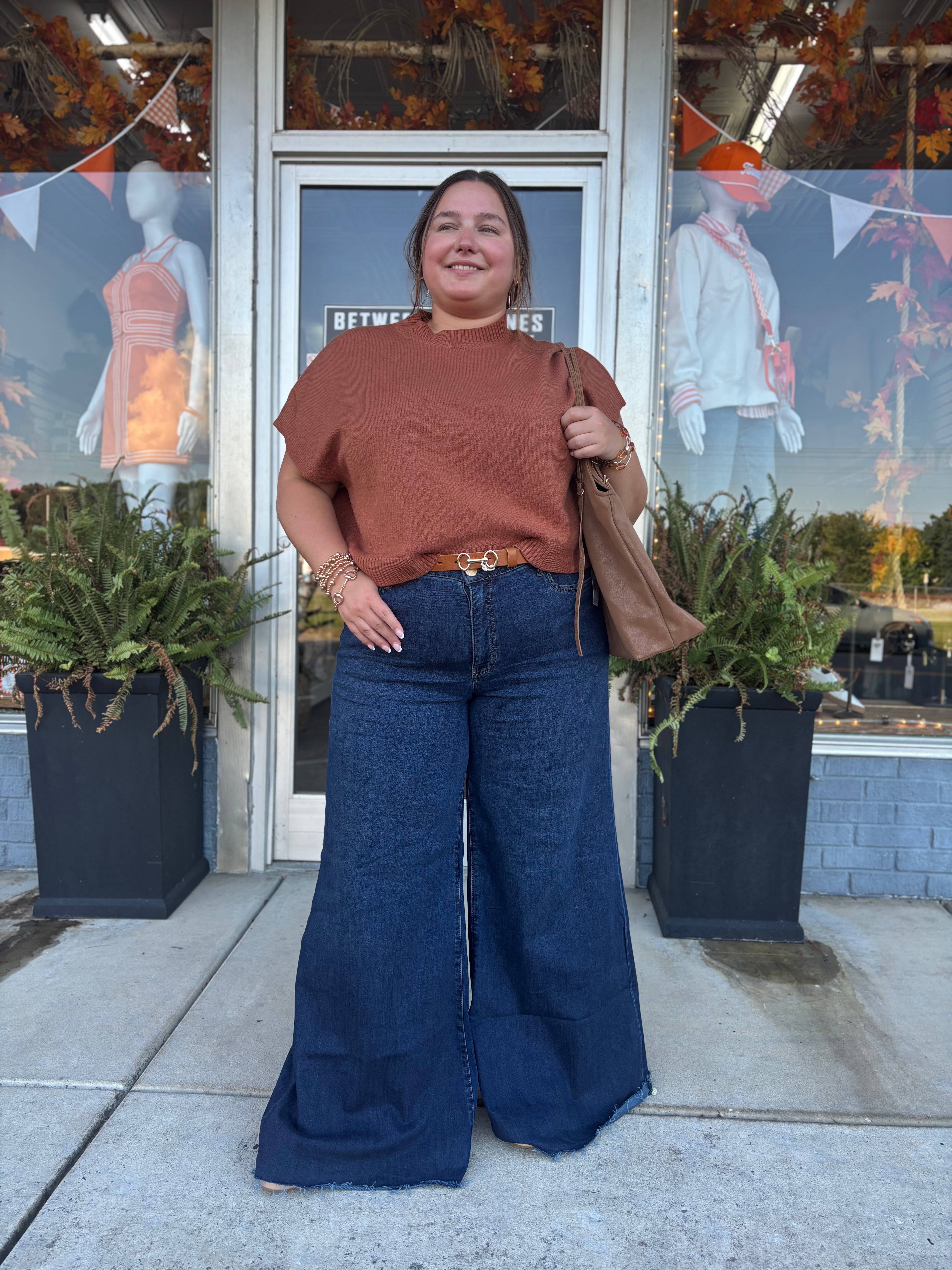 SIENA DROPPED SHOULDER SWEATER TOP