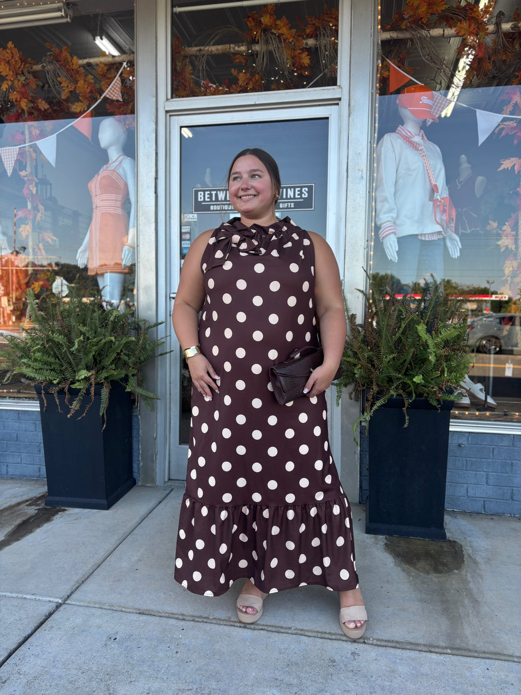 CHOCOLATE SIGNATURE POLKA DOT DRESS