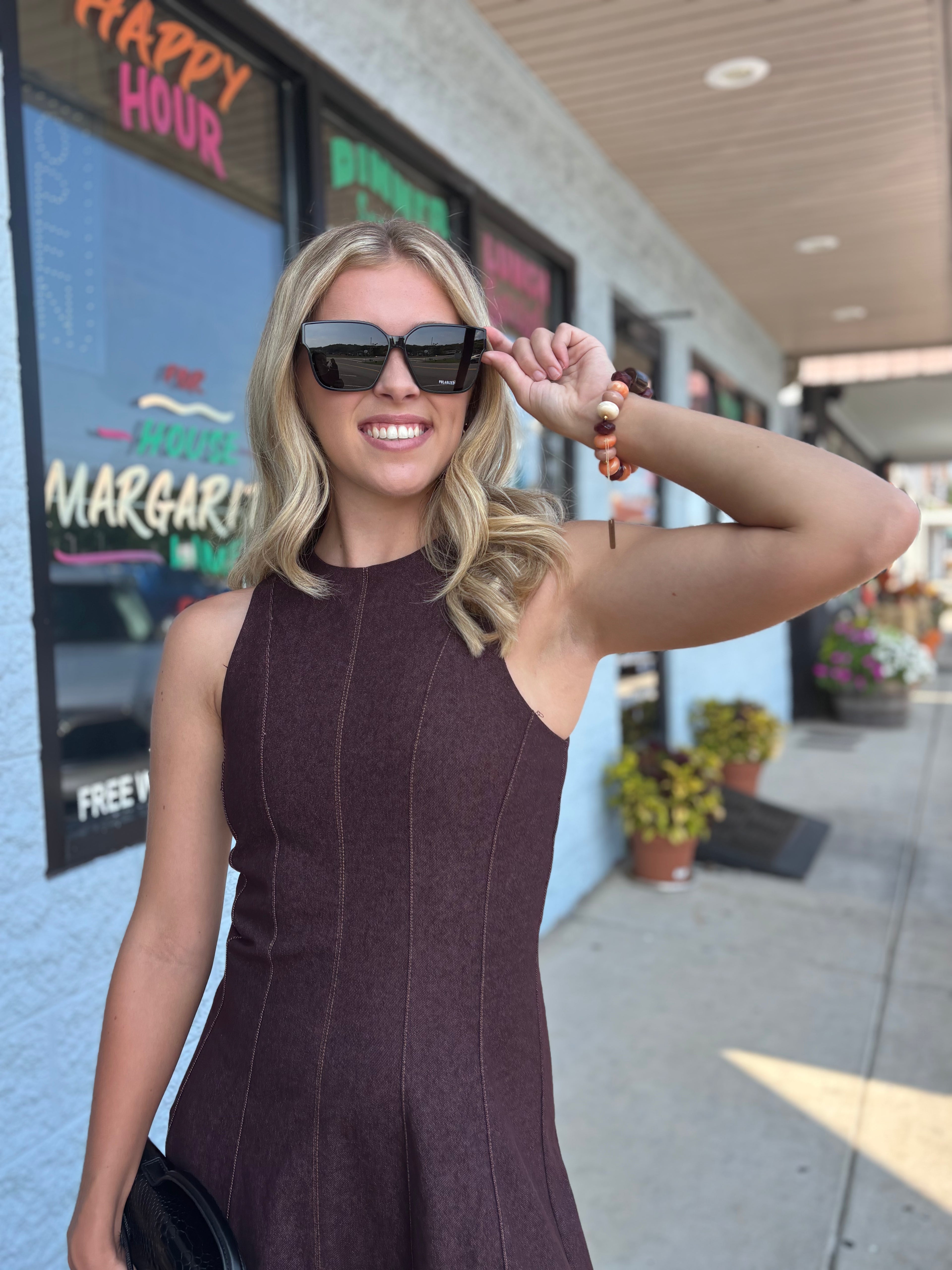 BURGUNDY SLEEVELESS A-LINE MIDI DRESS