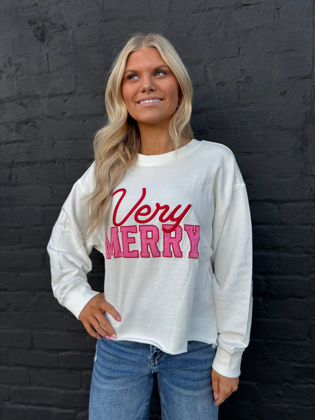 "VERY MERRY" LOUNGE SWEATSHIRT: SMALL
