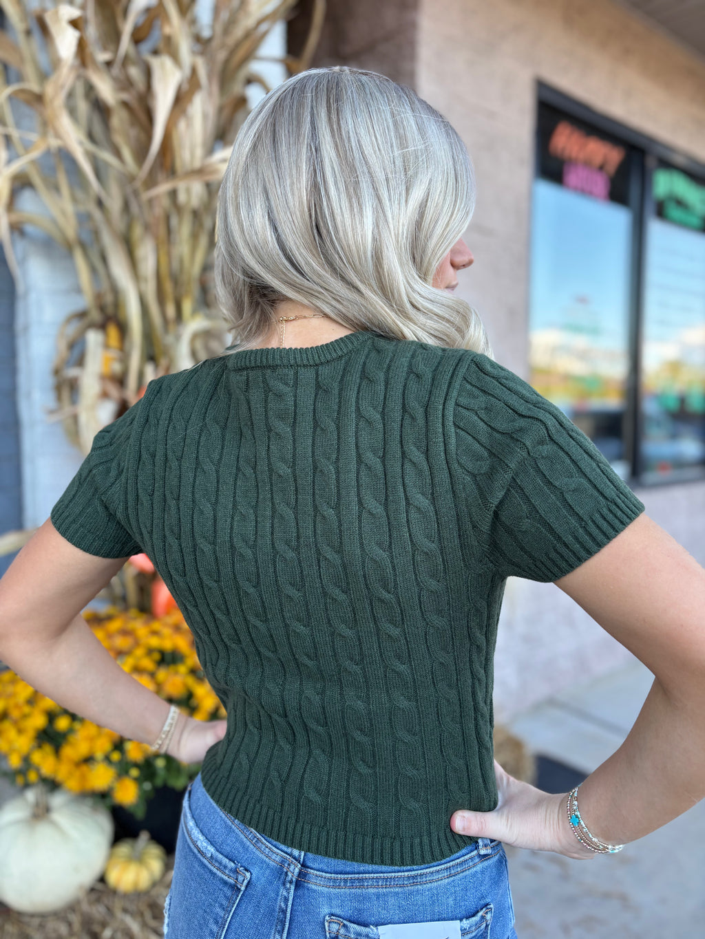 SHORT SLEEVE CABLE SWEATER TOP: DK GREEN / XS
