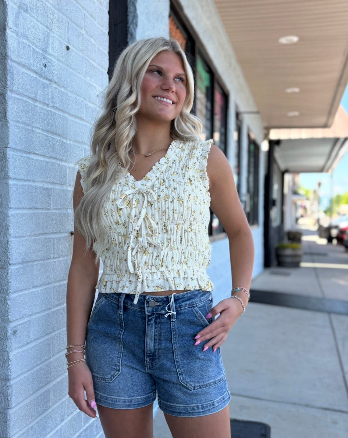 CANARY FLORAL SMOCKED RUFFLE TIE FRONT TOP