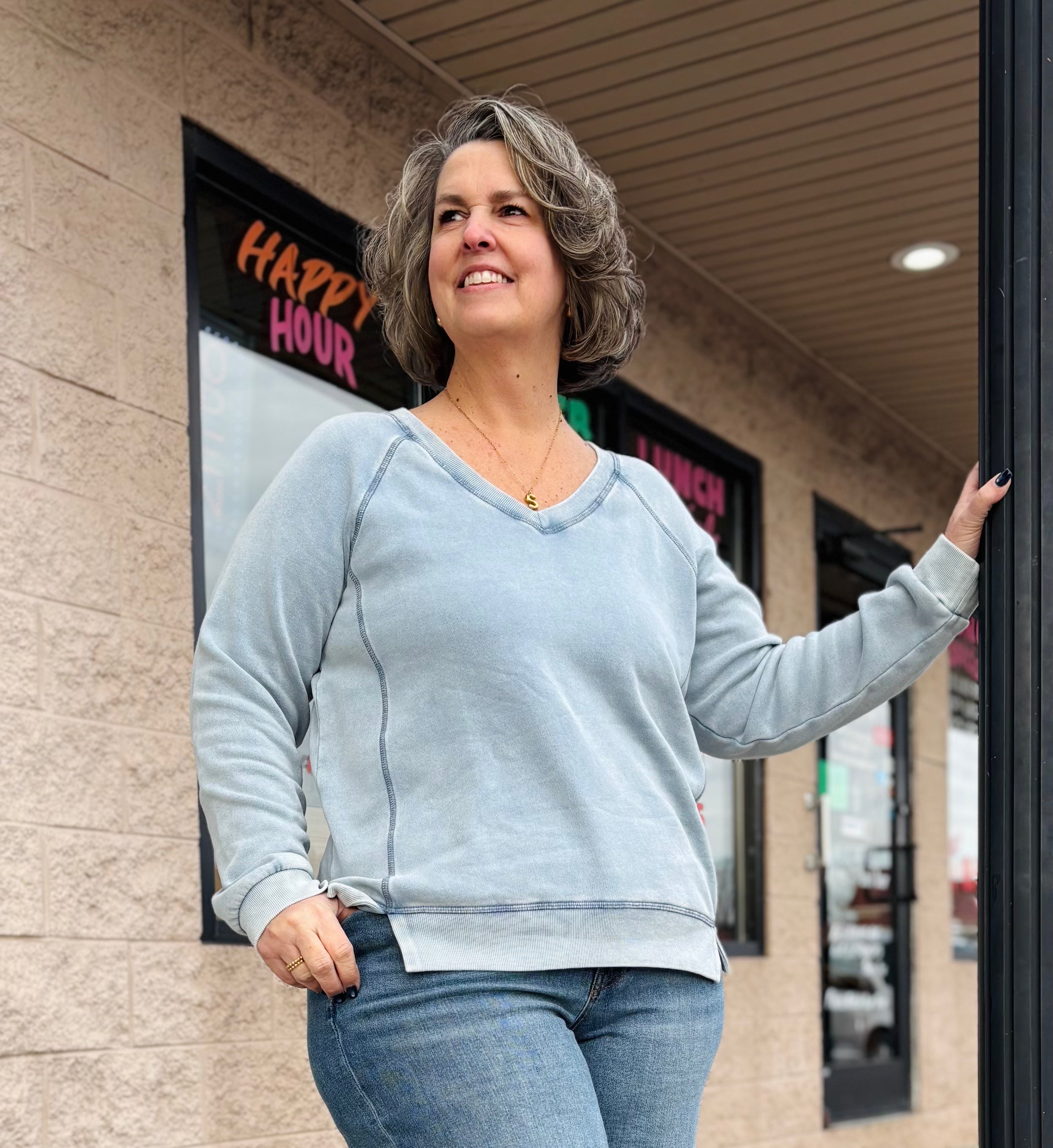 LIGHT DENIM RUBY SWEATSHIRT